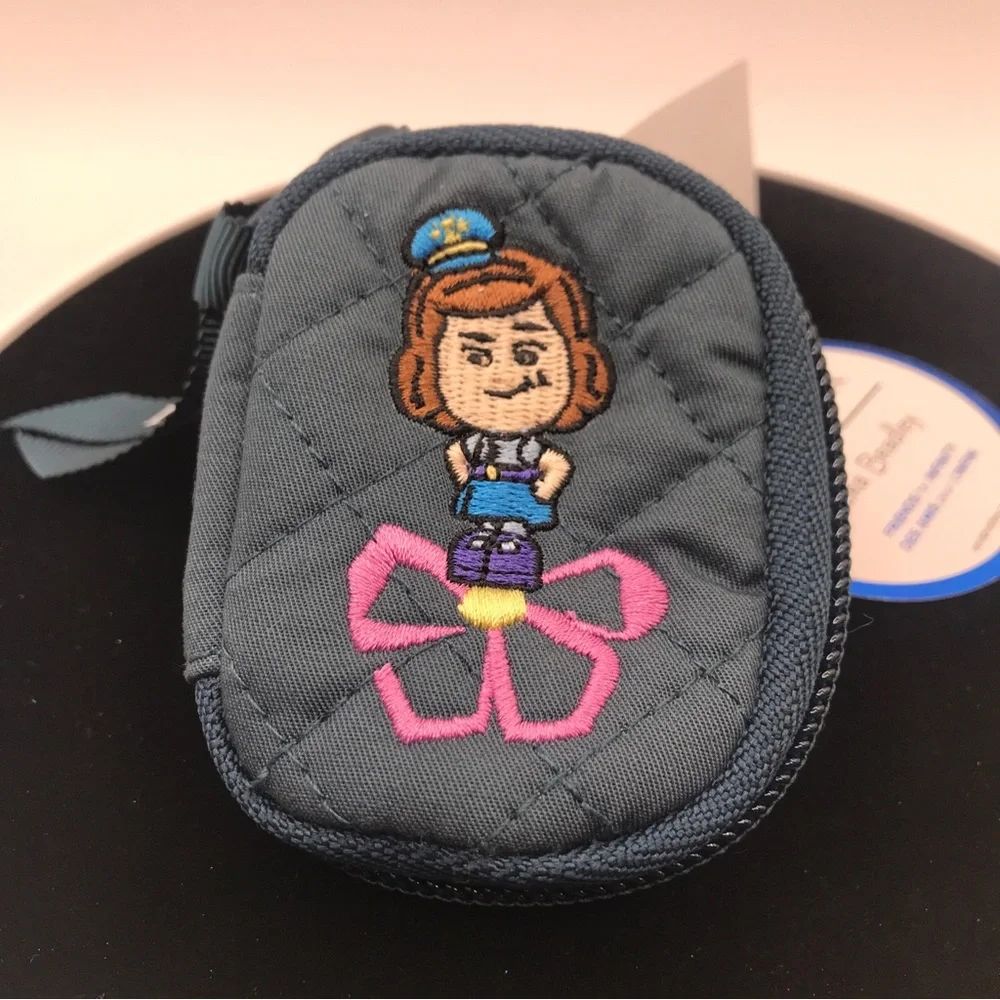 SOLD……..NWT Vera Bradley Disney Pixar Toy Story Andy’s Room Bag Charm - Picture 5 of 8